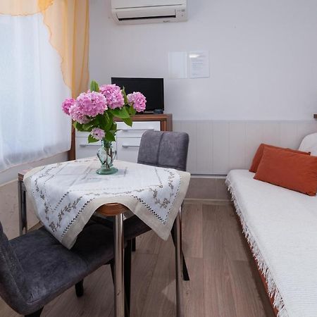 Apartments By The Sea Punat, Krk - 5351 외부 사진
