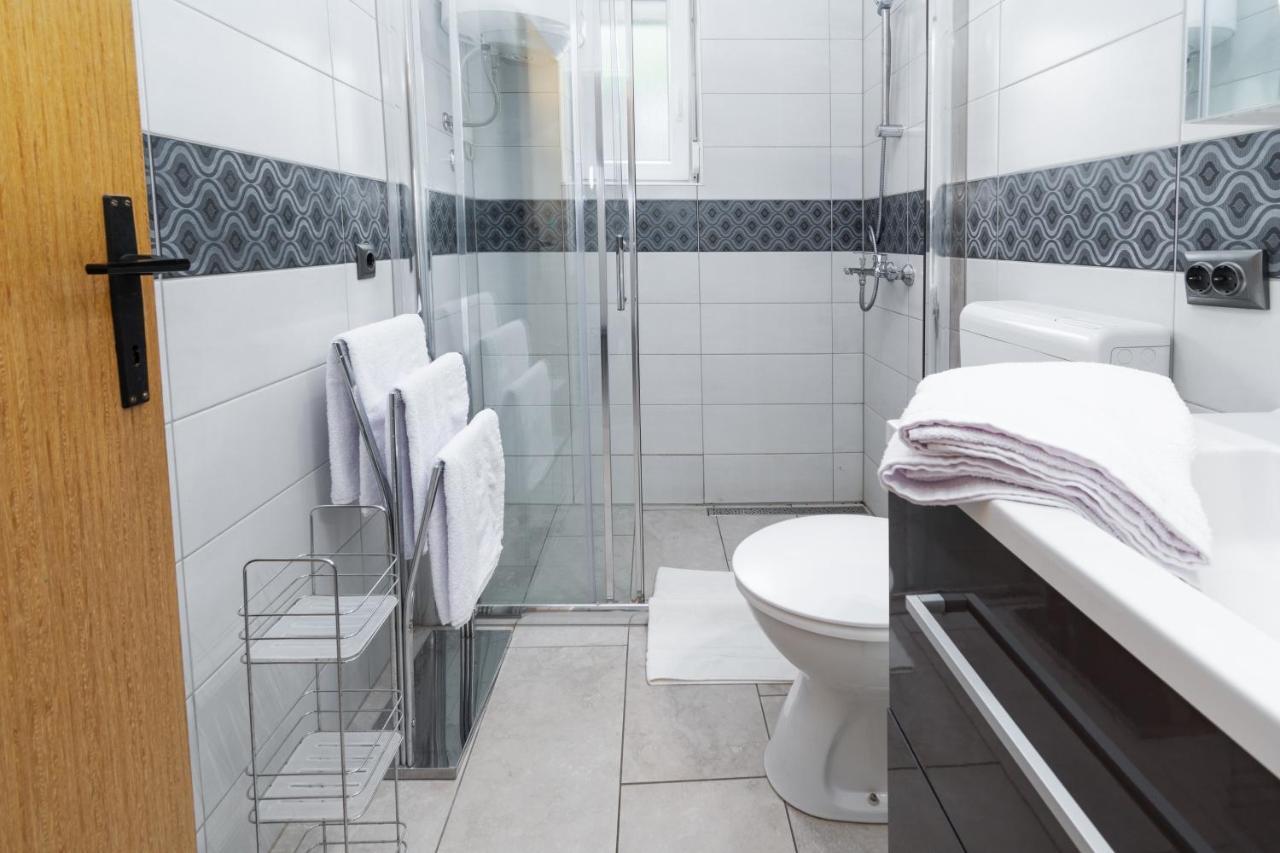 Apartments By The Sea Punat, Krk - 5351 외부 사진
