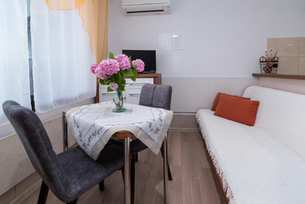 Apartments By The Sea Punat, Krk - 5351 외부 사진